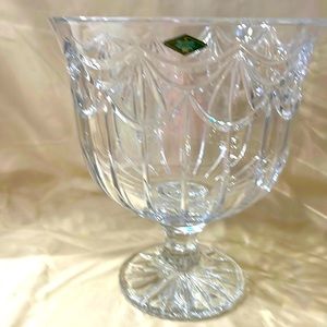 Shannon Crystal 12” Centerpiece Punch/ Fruit Bowl Designs of IRELAND Brand New.